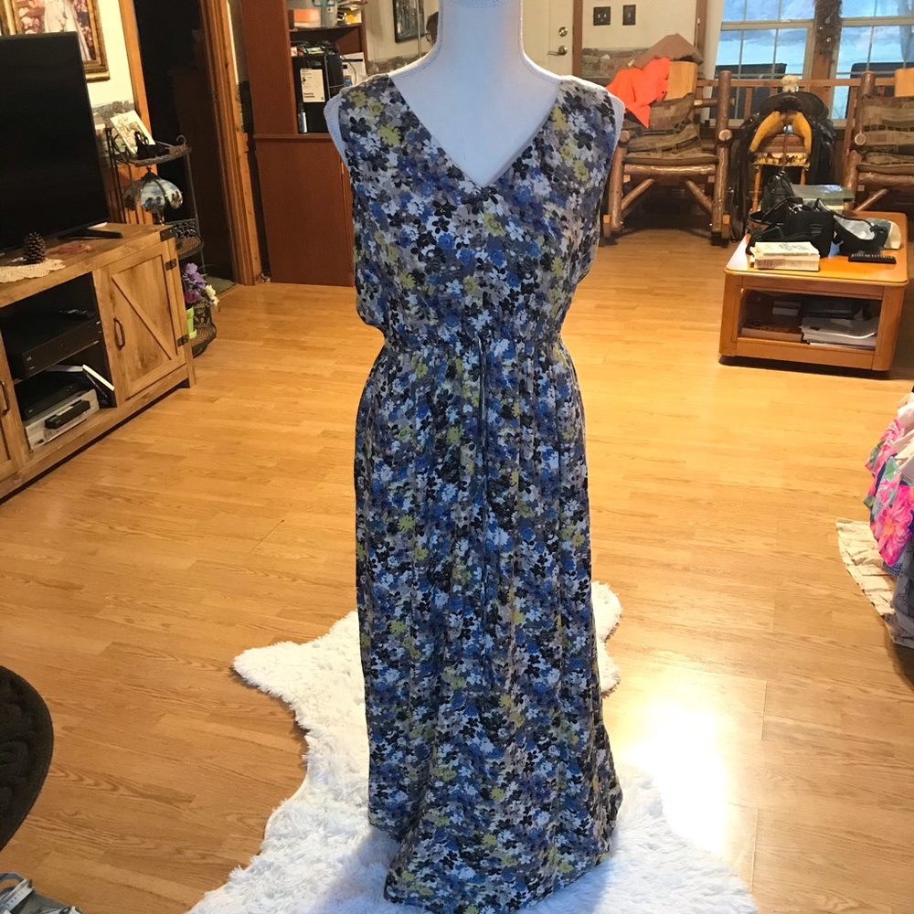 Lucky Brand 🍀 NWT Floral Maxi Dress